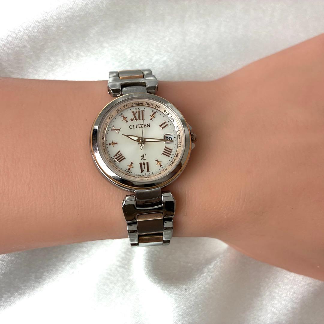 【美品】CITIZEN xC シチズン クロスシー 電波ソーラーレディース腕時計
