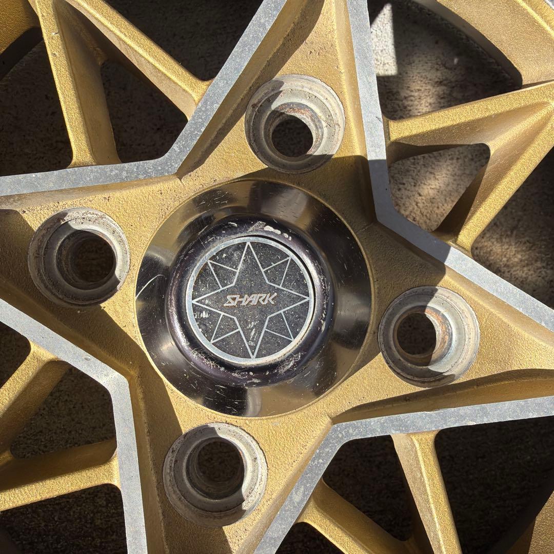 超お得！スターシャーク当時物　美品14インチ PCD114.3 旧車　ホイール