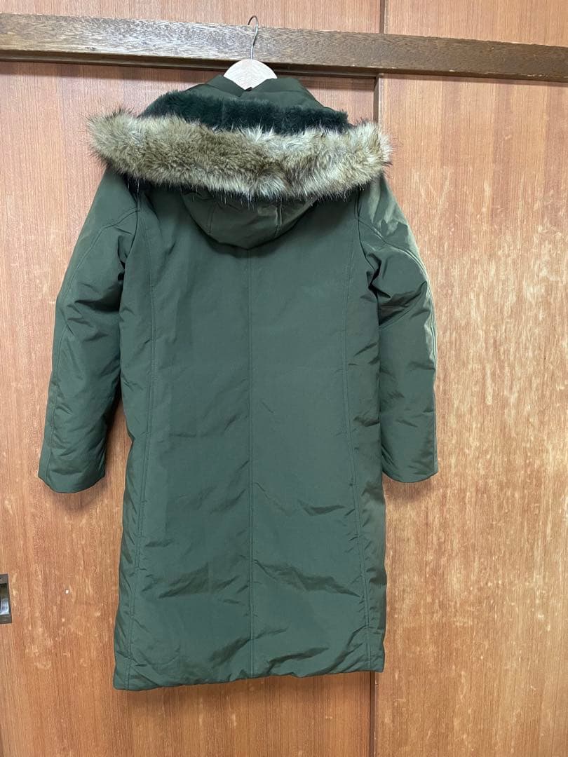 ハイブリッドダウンウルトラウォームロングコート　オリーブ　Lサイズ