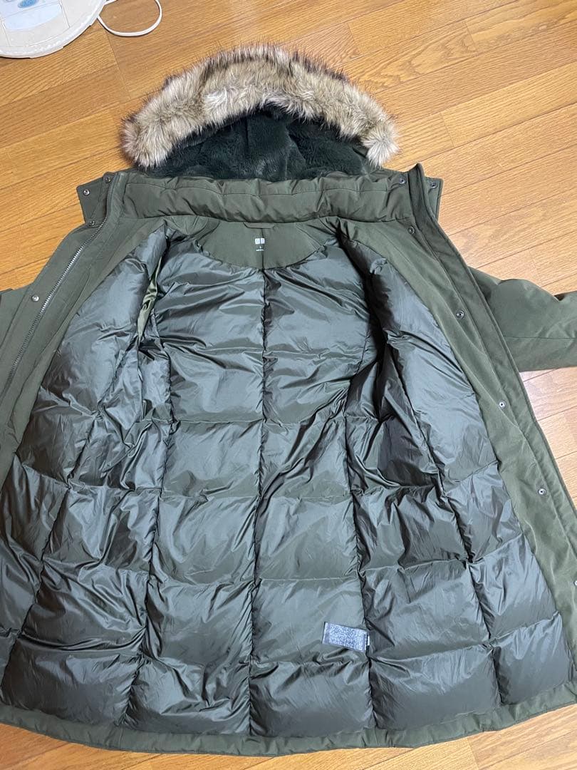 ハイブリッドダウンウルトラウォームロングコート　オリーブ　Lサイズ