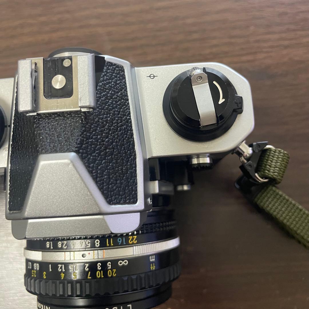 Nikon NewFM2 フィルムカメラ　シルバー NIKKOR 50mm
