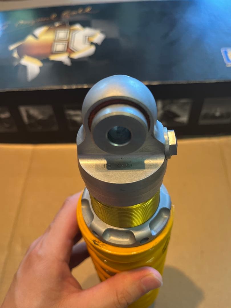 ÖHLINS ホンダ cbr250r mc41 用　サスペンション