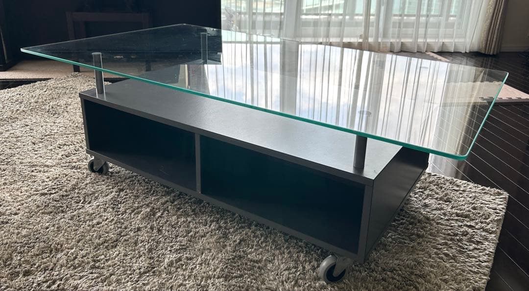 ▫︎Y’s closet▫︎ ガラスセンターテーブル キャスター付き