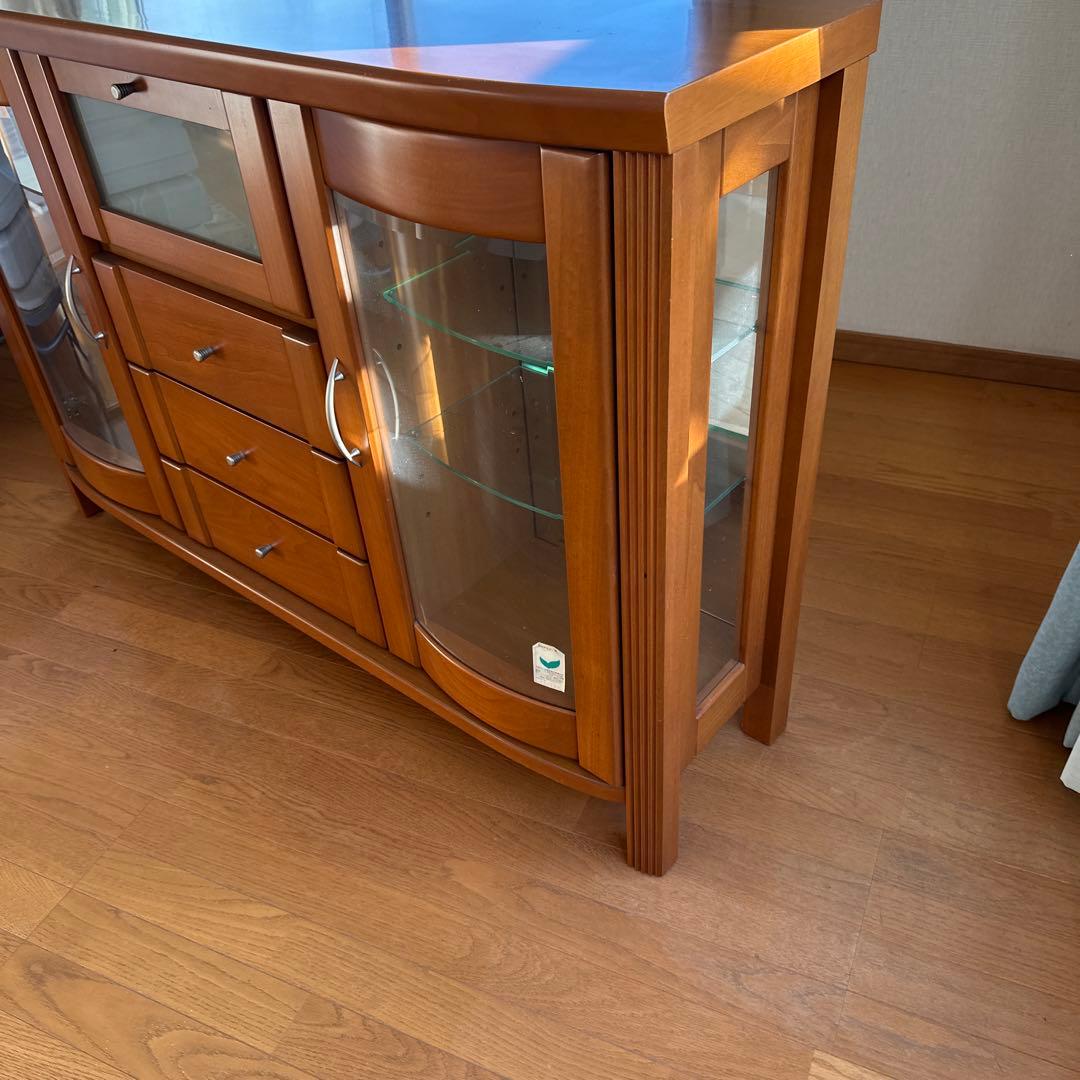 【おすぎです】高級ブラウン木製キャビネット ガラス扉付き（美品）