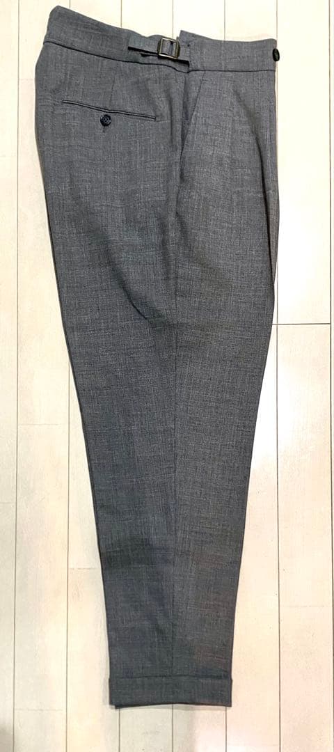 美品ベルウィッチ　スコッチ　46 グレー系 春夏　毛100% ダブル仕上げ