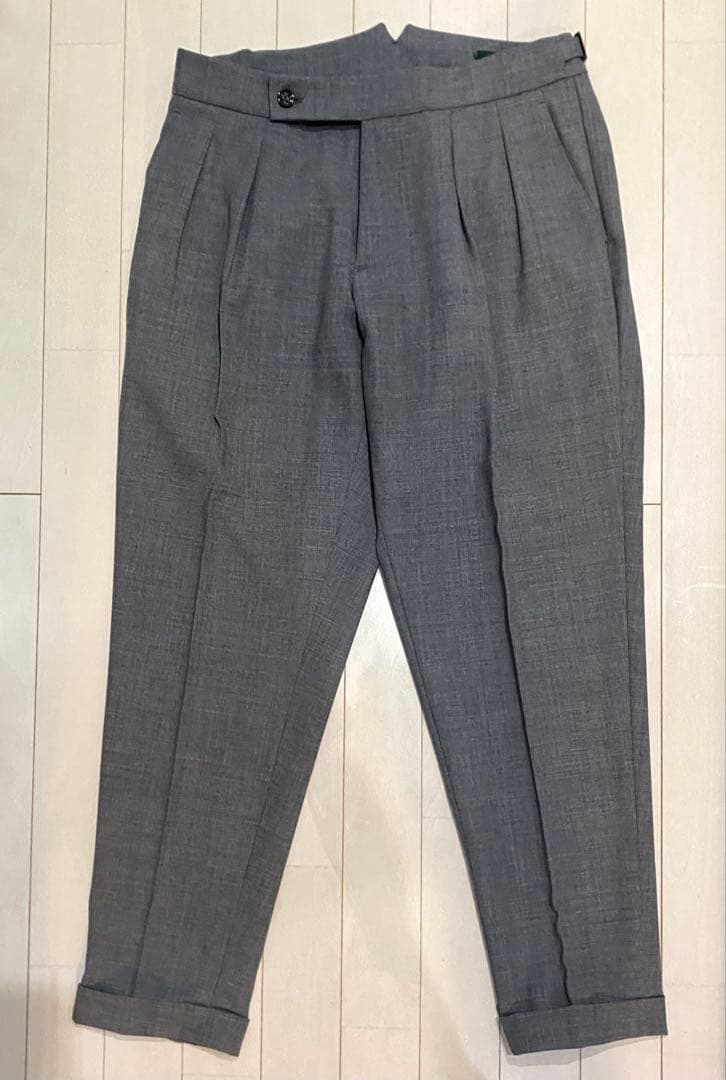 美品ベルウィッチ　スコッチ　46 グレー系 春夏　毛100% ダブル仕上げ