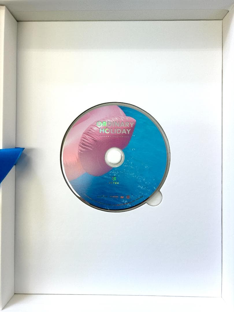 ASTRO ORDINARY HOLIDAY 写真集 日本版（G437）