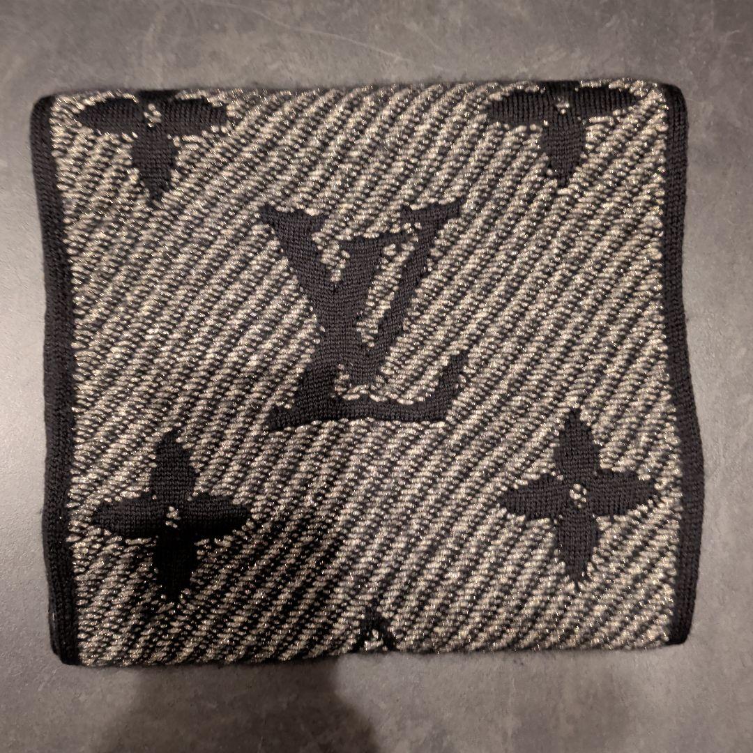 LOUIS VUITTON マフラー ブラック/ゴールドラメ