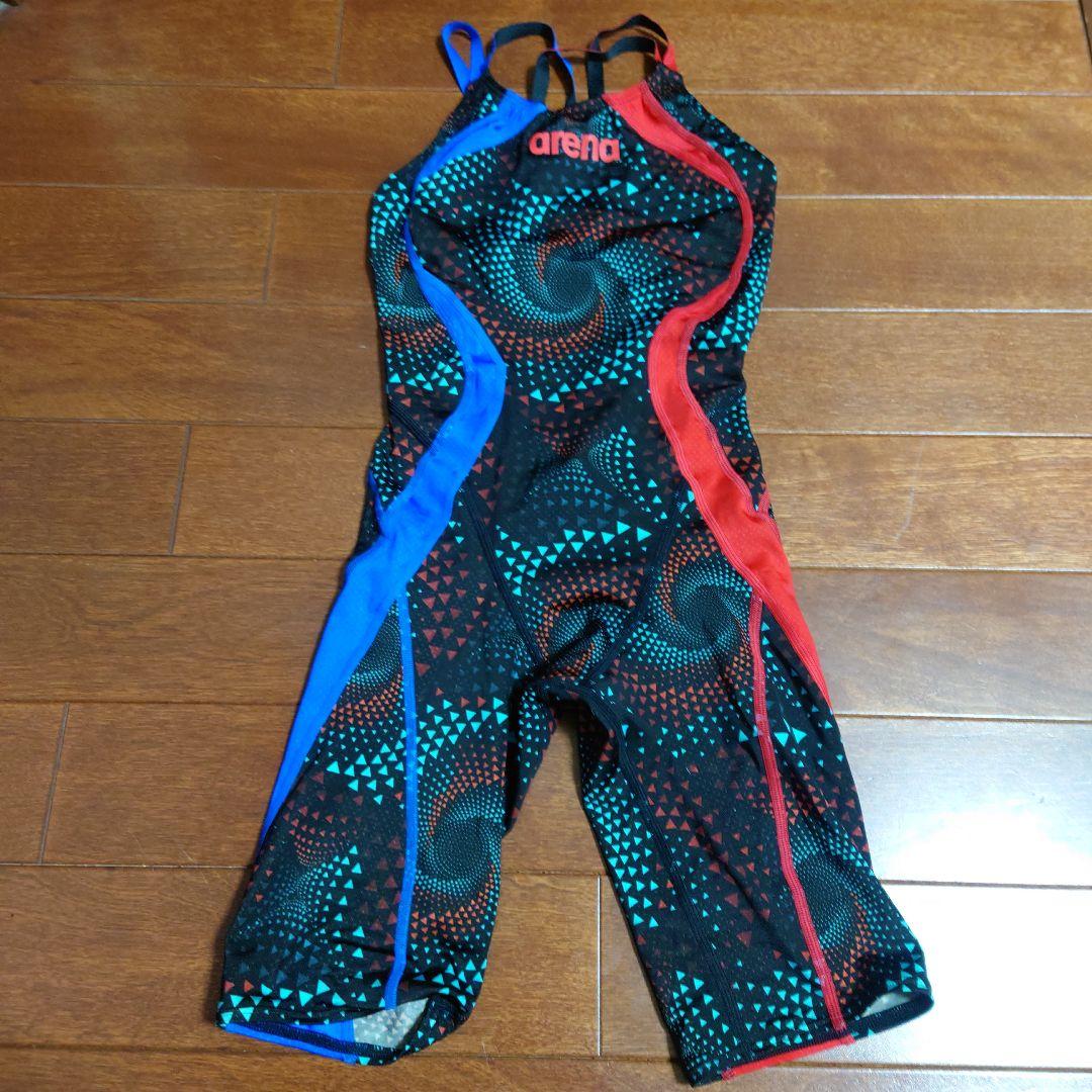 ぽ*い様 arenaアリーナ競泳水着FIREFLOW レーシングワンピーススパッ