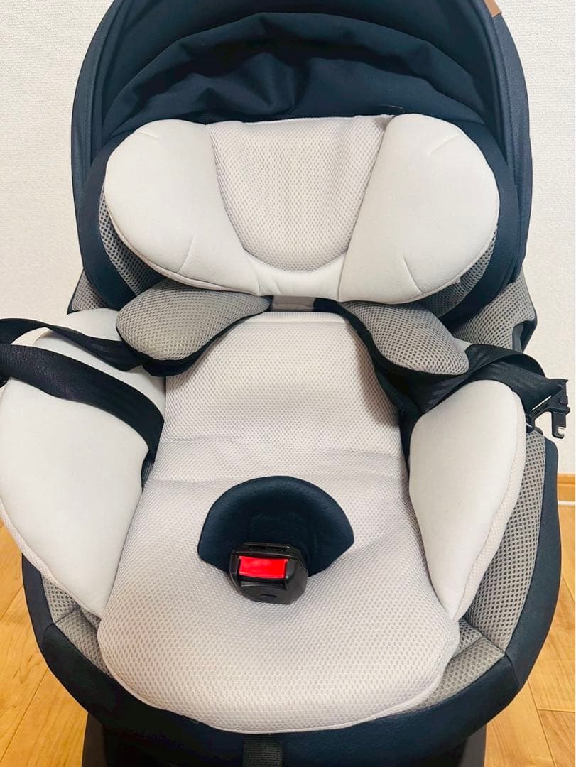 極美品✨Combi コンビ THE S ISOFIX ZA-670