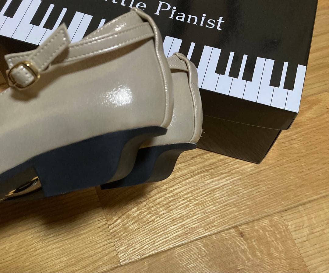 ピアノパンプス　リトルピアニスト本番用23.5cm