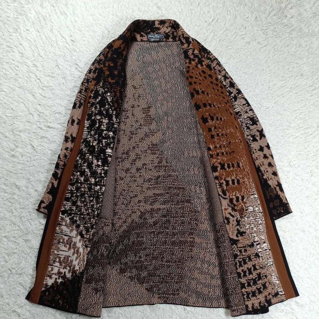 サルヴァトーレ・フェラガモ　ウールカシミヤ ニットコート　ロング丈　総柄