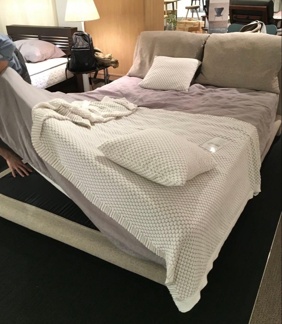 まき様★超美品★ACTUS アクタス SOSIAクイーンベッド ファブリック