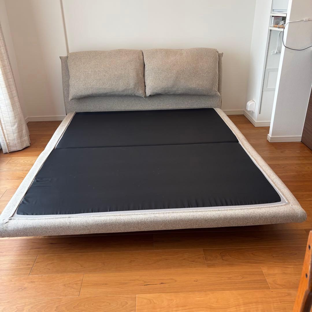 まき様★超美品★ACTUS アクタス SOSIAクイーンベッド ファブリック