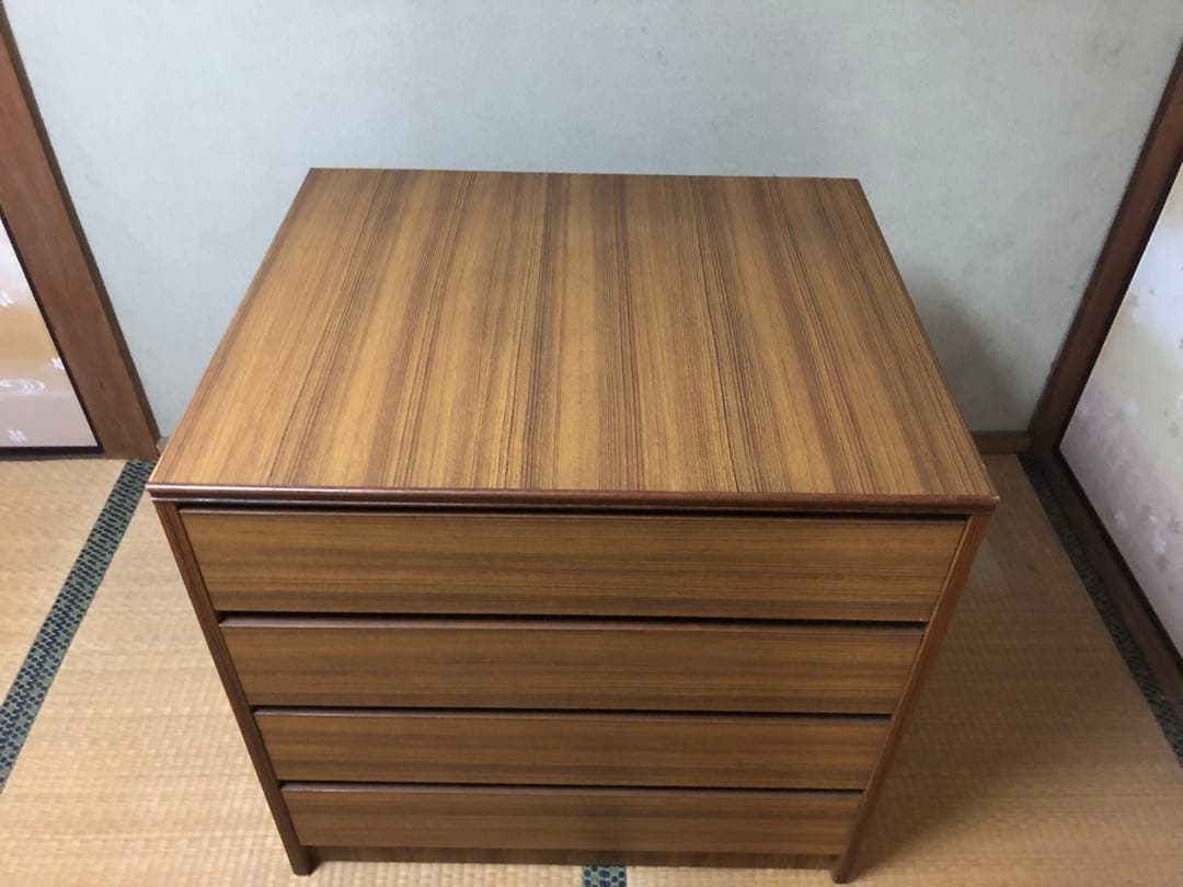木製チェスト4段　美品　送料8,600円込み　縦71cm×横73.5cm