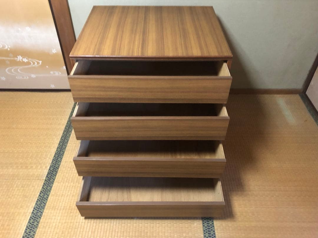木製チェスト4段　美品　送料8,600円込み　縦71cm×横73.5cm