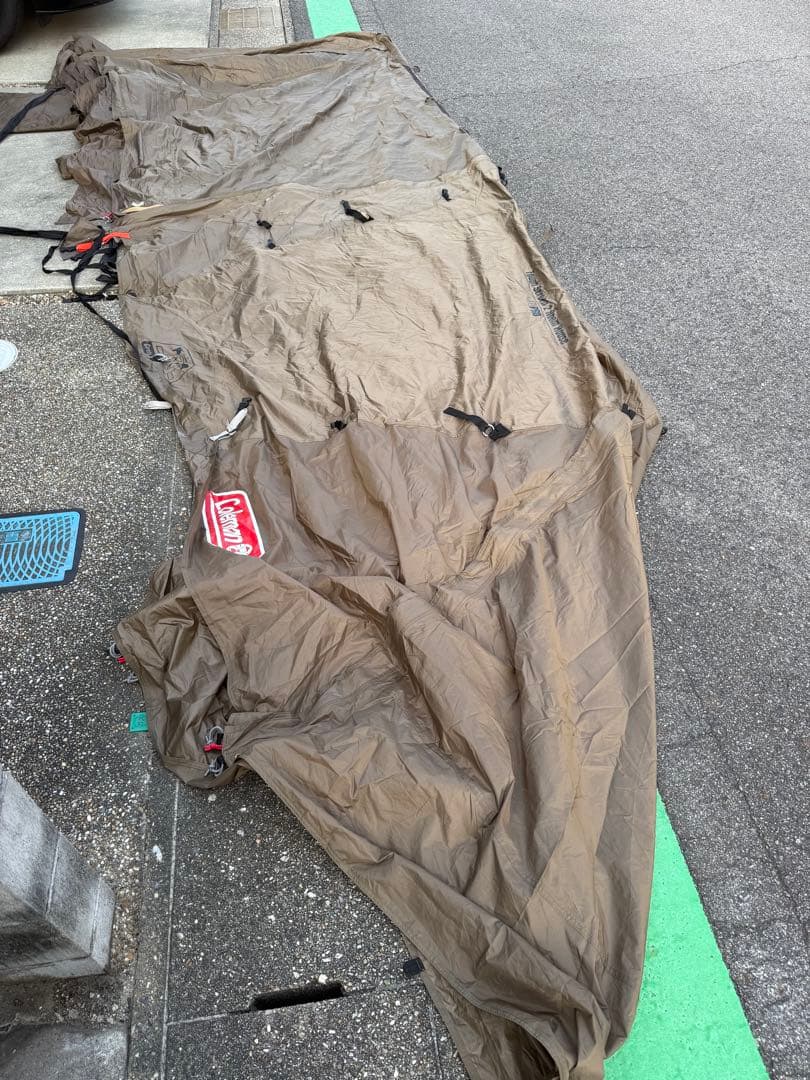 Coleman タフスクリーン2ルームハウス　タンカラー、グランドシート