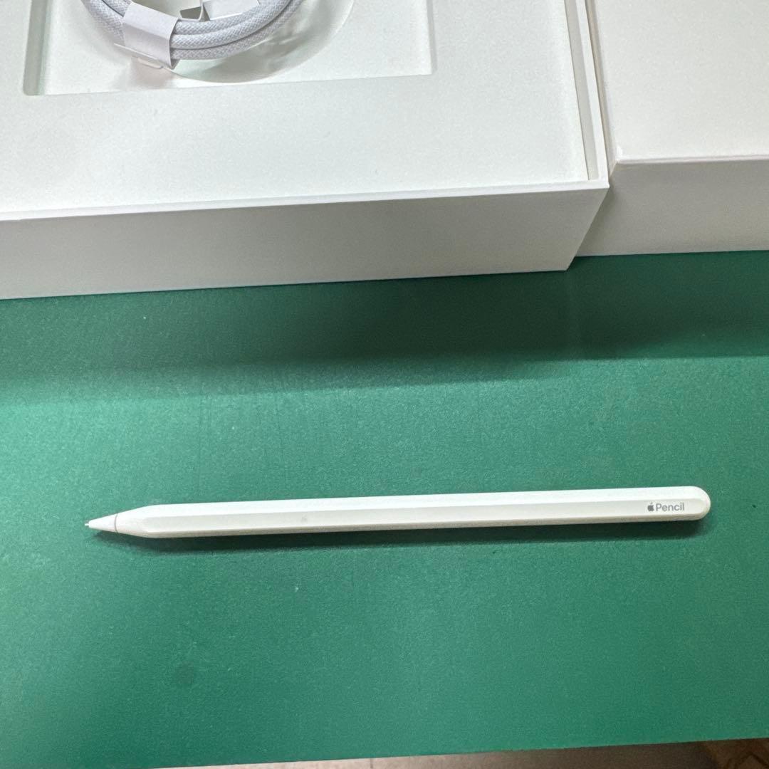 m2　iPad Pro シルバー 11インチ　プロペンシル付き充電器付き
