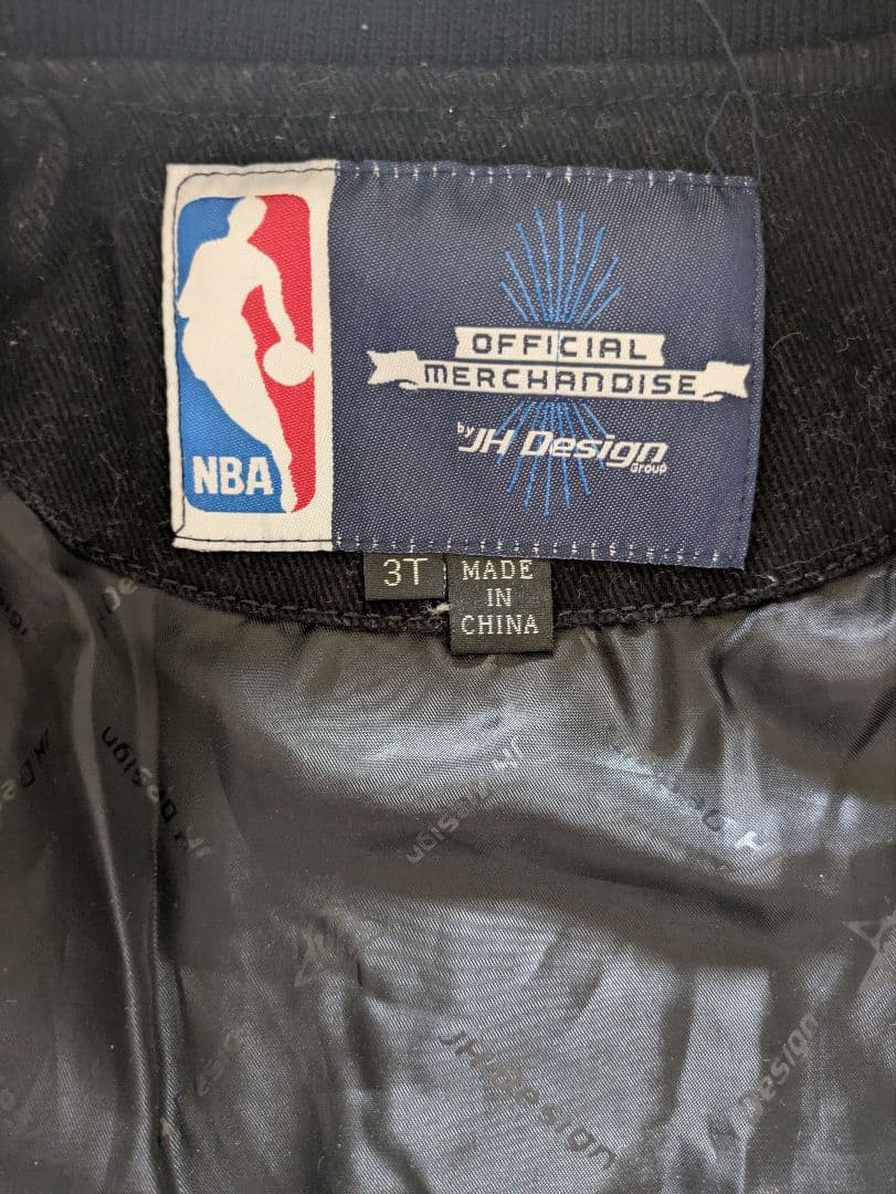 レア！NBA OFFICIAL ALL TEAM ジャケット　3T