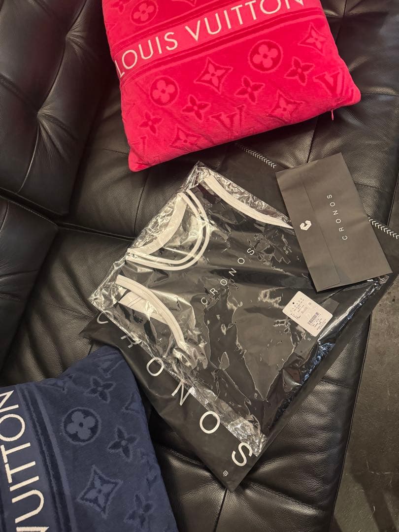 クロノス　タンクトップ　サイズS 黒　人気　完売品