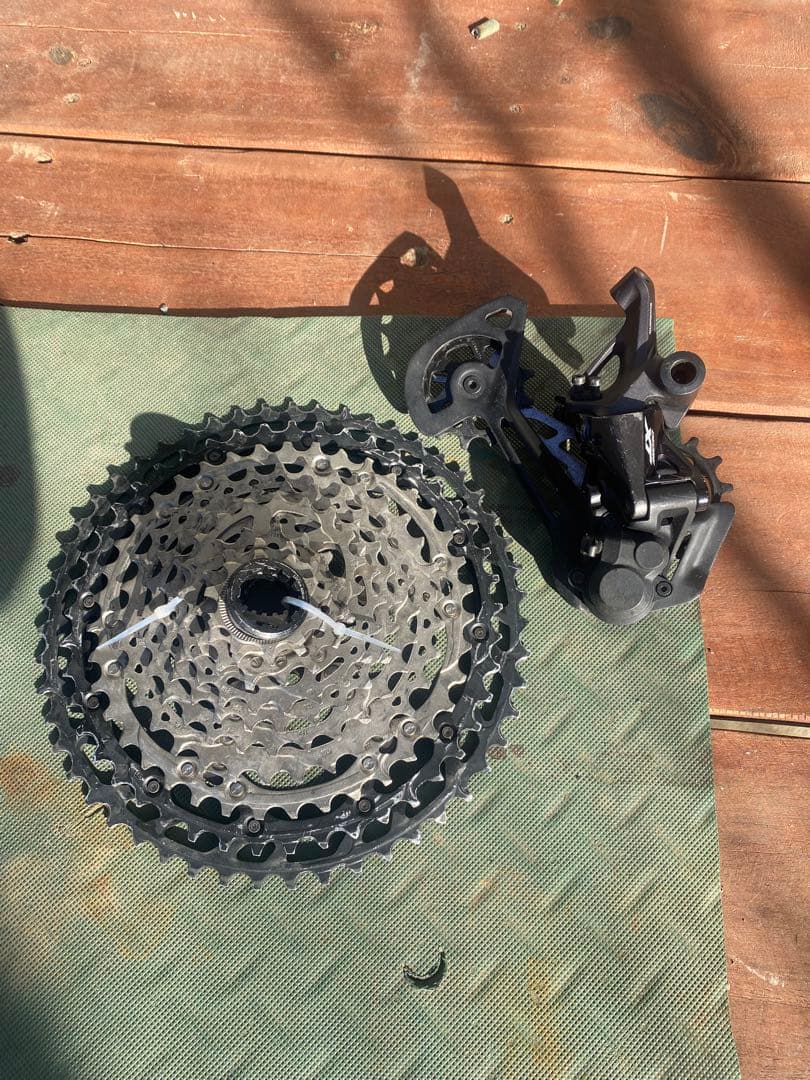 シマノ　DEORE XT M8100 リアディレーラー&カセットスプロケット