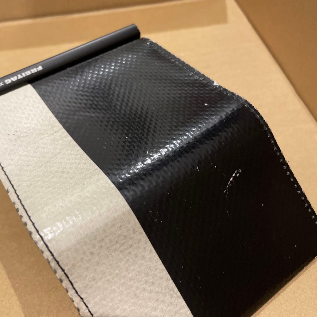 フライターグ　ウォレット　ブラック　黒　財布　カードケース　小銭入れ　black