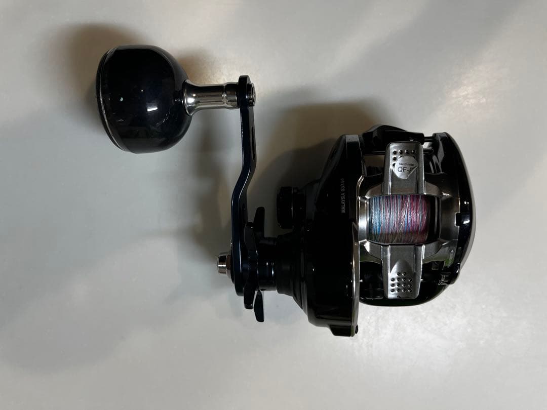 グラップラーベイトリール 黒 左巻き