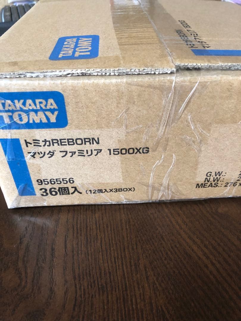 トミカ REBORN マツダ ファミリア 1500XG 36個
