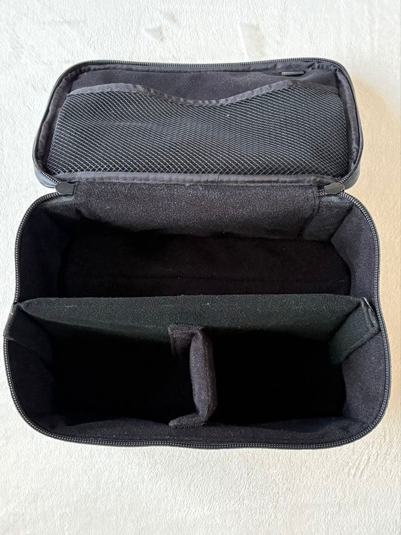 Nintendo Switchグレー　プロコントローラー　収納ケース