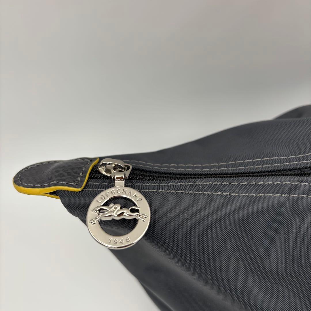 美品 LONGCHAMP ロンシャン ルプリアージュ M グレー×イエロー A4