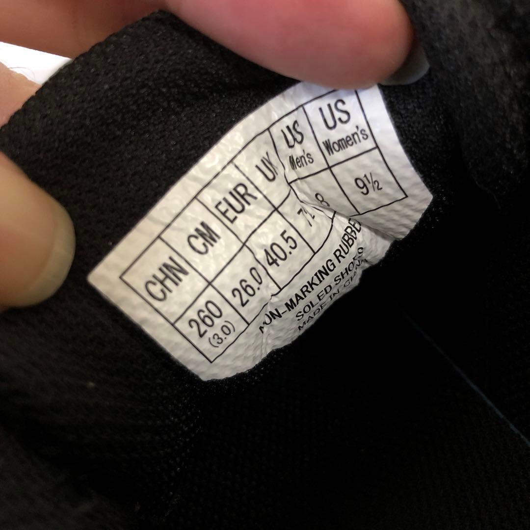 YONEX エアラスダッシュ 4 ワイド 26cm