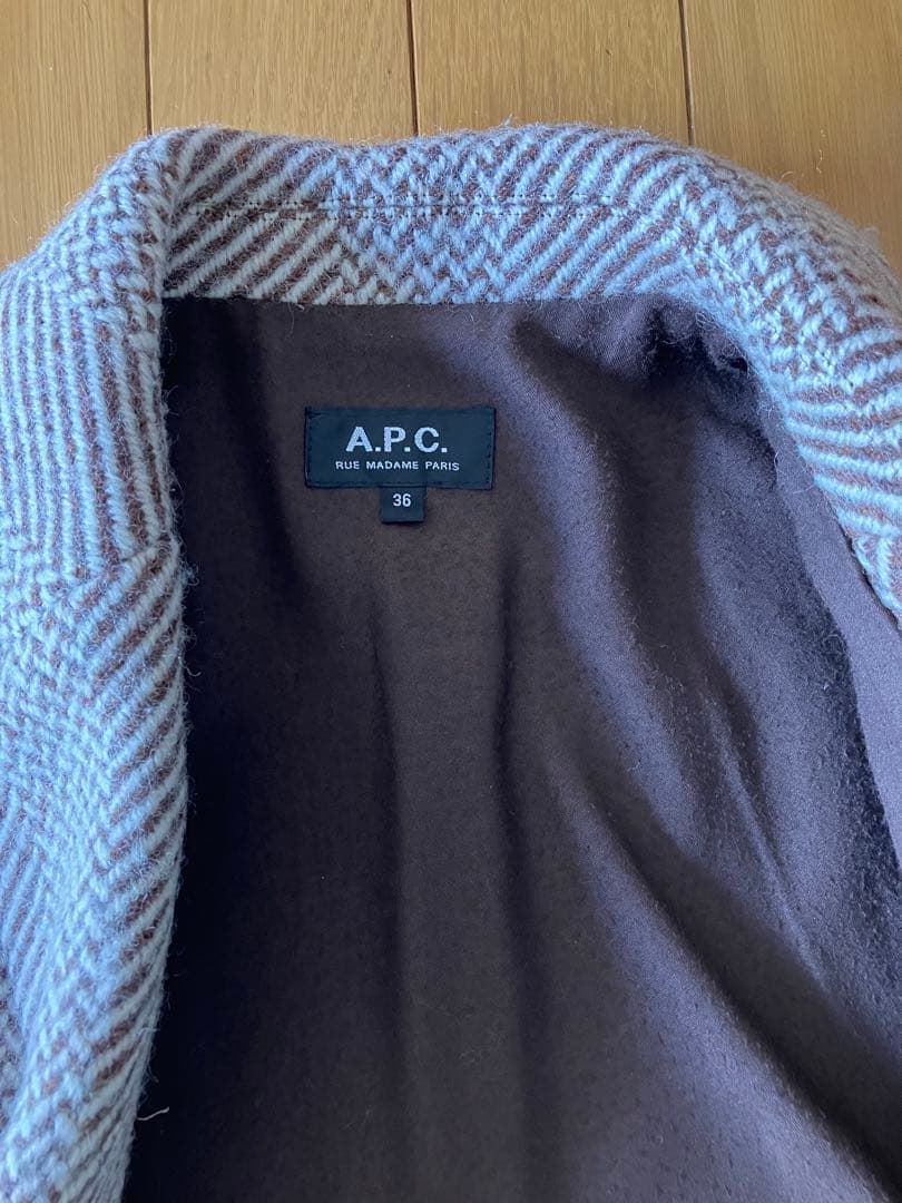 A.P.C. チェスターコート