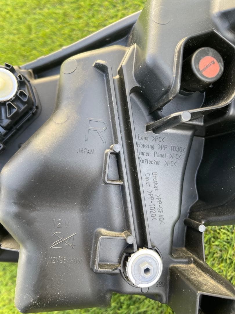 VWAPフロントヘッドライトルークスまとめ