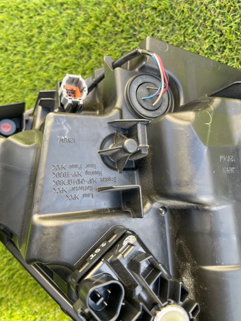 VWAPフロントヘッドライトルークスまとめ