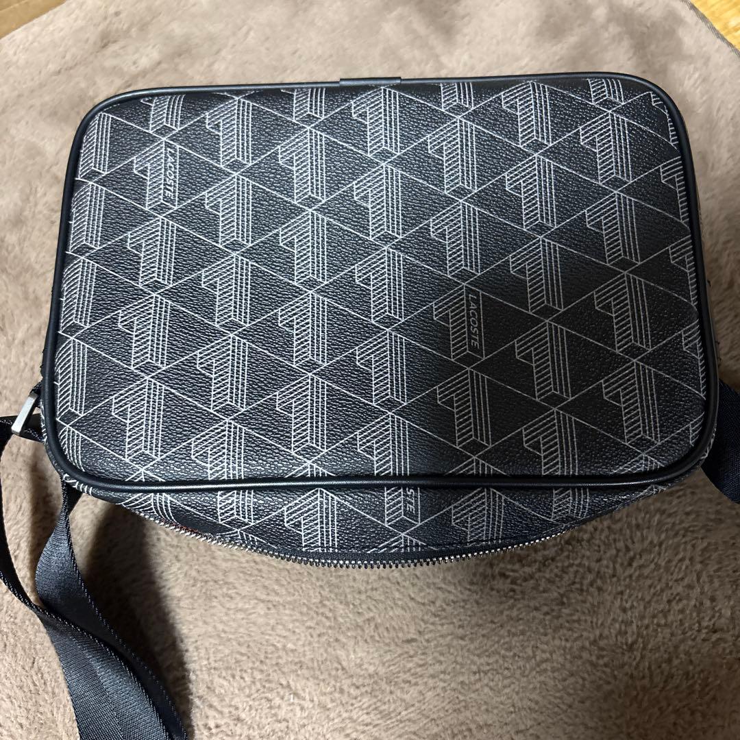 ラコステショルダーバッグ