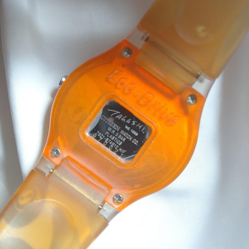 村上隆2000年頃のソーラー時計とぬいぐるみ　Takashi Murakami