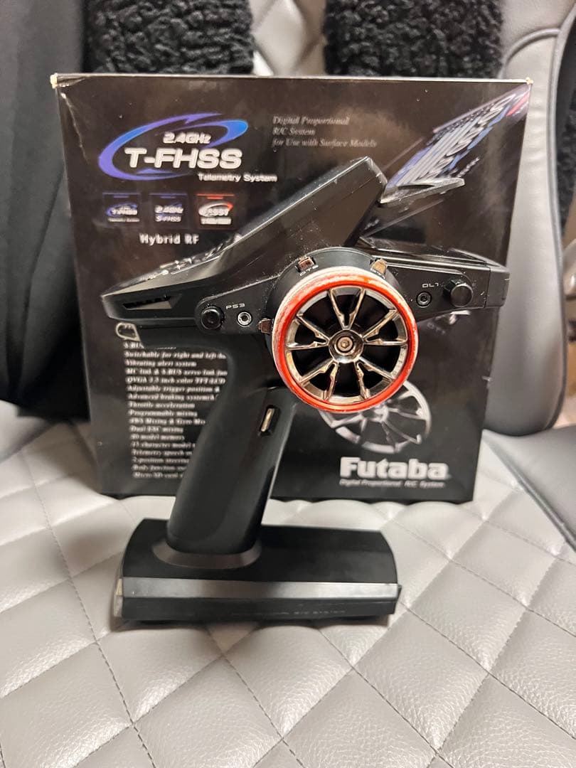 Futaba T-FHSS デジタルプロポ 4PX
