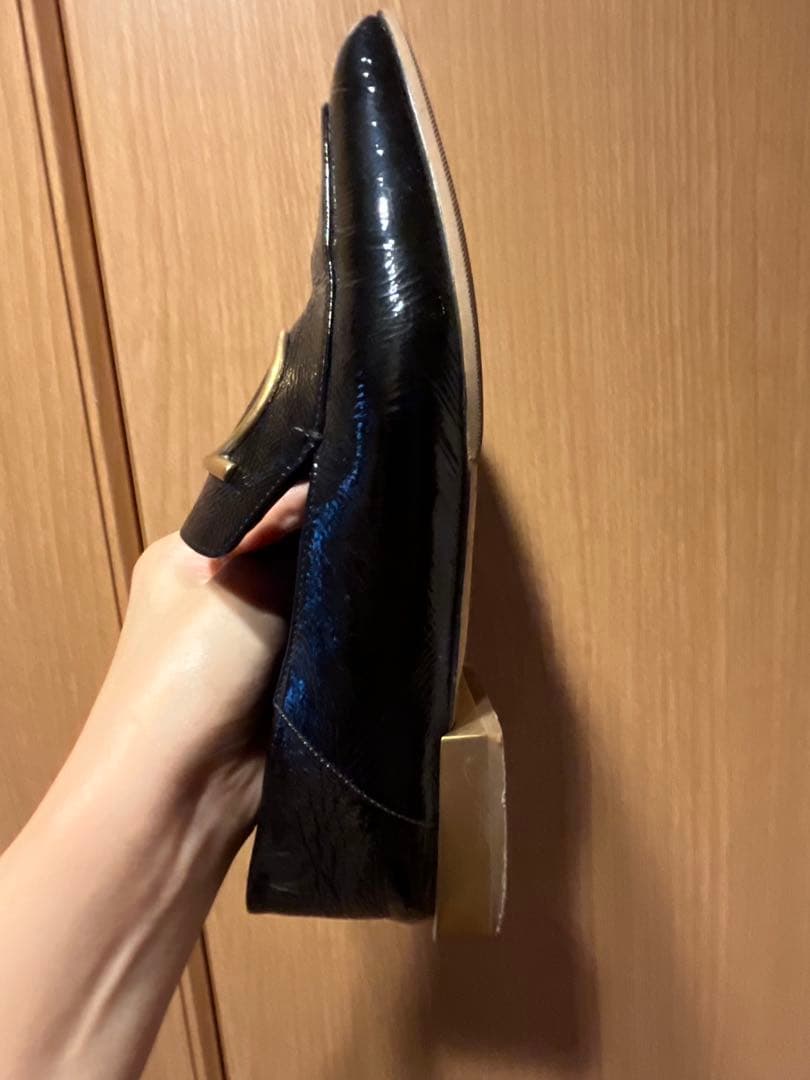 Salvatore Ferragamo パテントレザー　ブラック ローファー