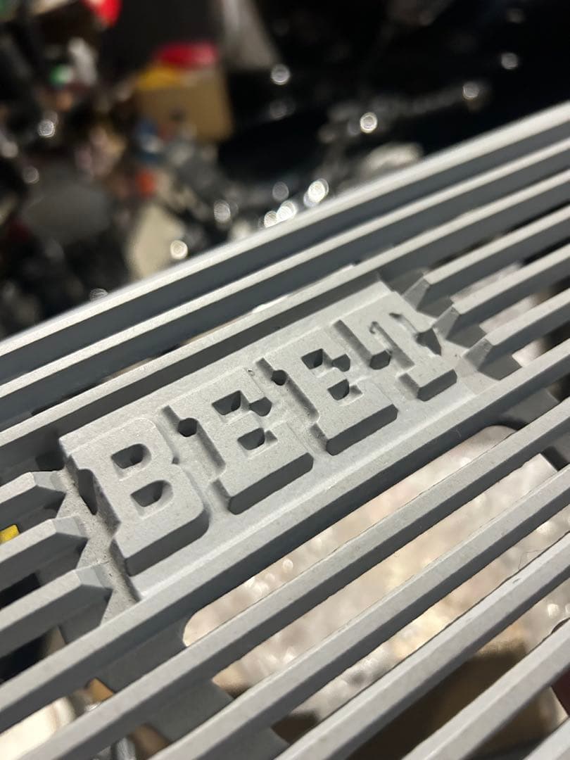 Z400FX BEETサイドカバー　ビート　左のみ