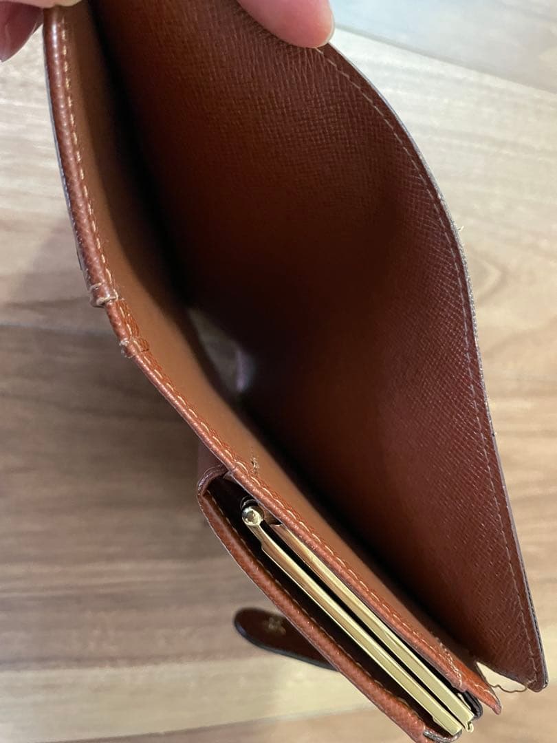 LOUIS VUITTONモノグラム ポルトフォイユ ヴィエノワ ゴールド