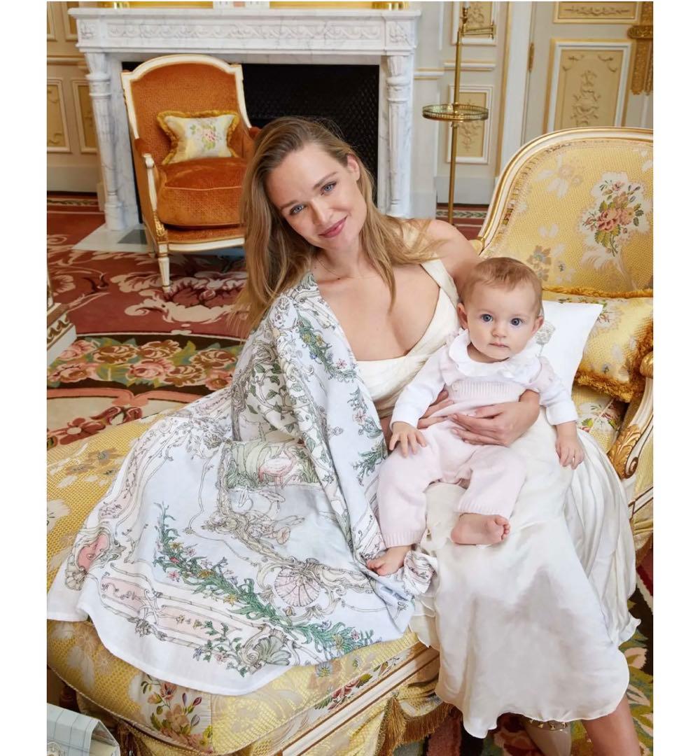 Atelier Choux Carré - Tapestry Original