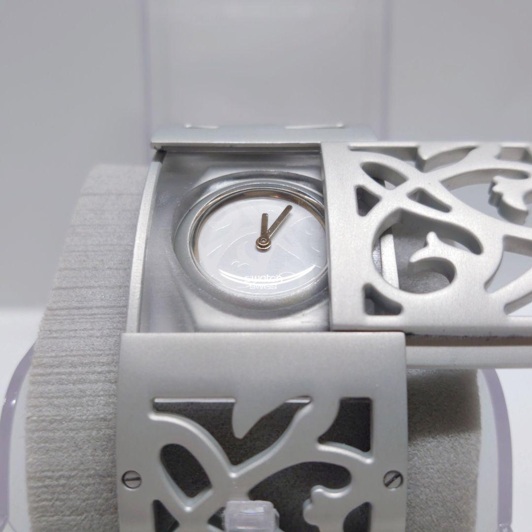 ✨美品✨Swatch スウォッチ IRONY LADY FLOWER バングル