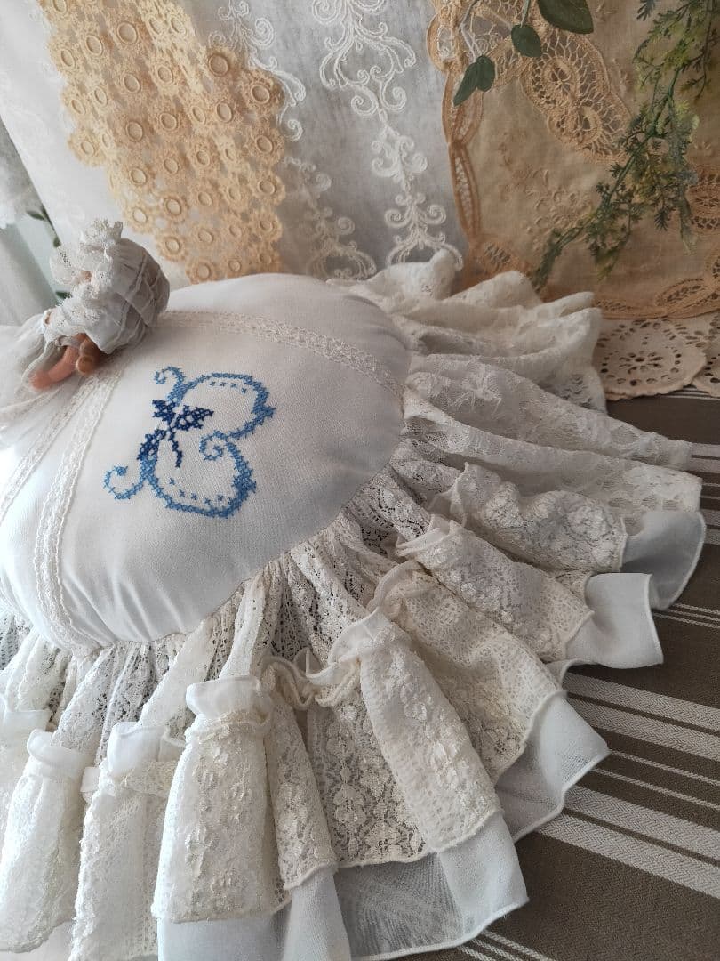 手作りクッション フランスアンティーク イギリスアンティーク doll キルト