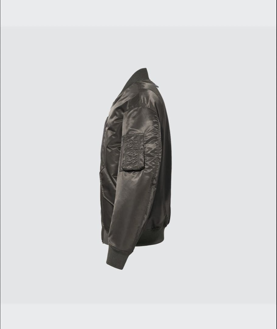 美品　+JハイブリッドダウンオーバーサイズMA1 Mサイズ ブラック