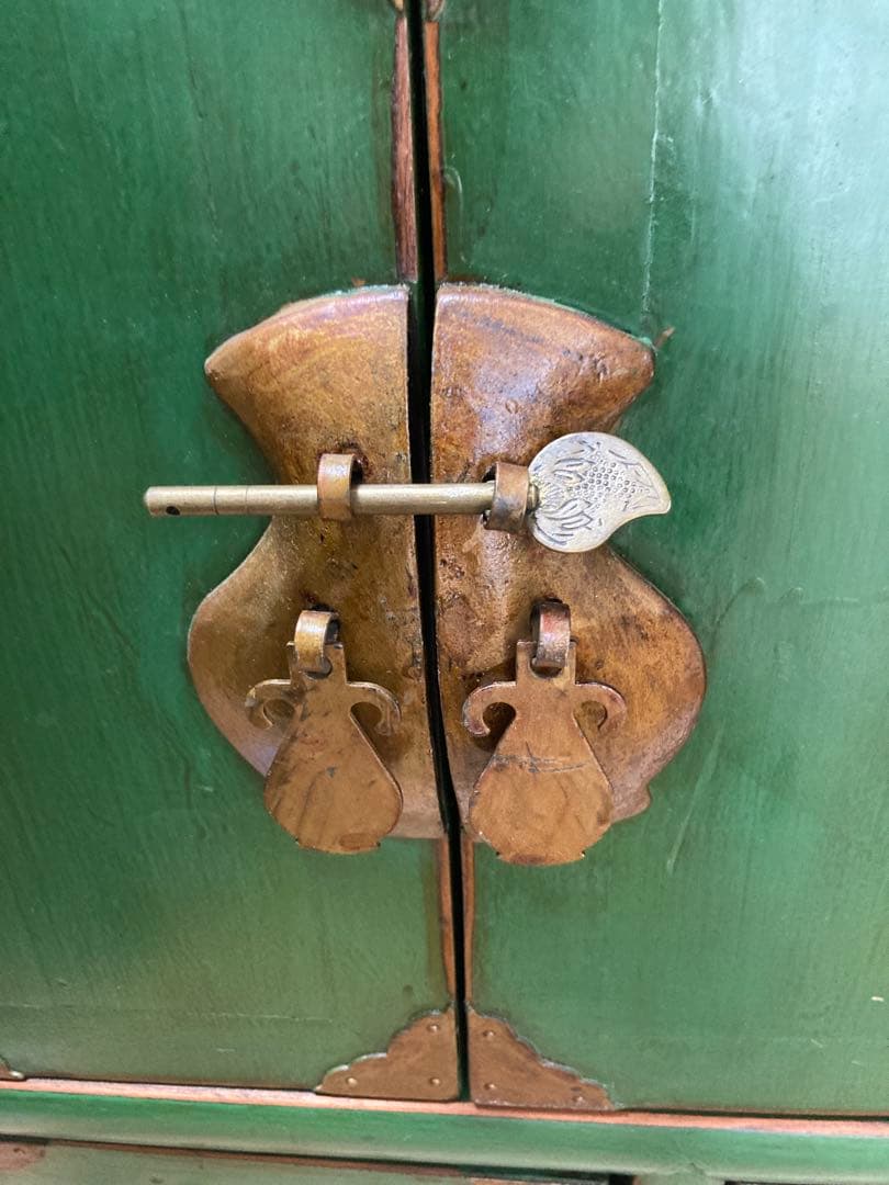 階段型木製タンス グリーン