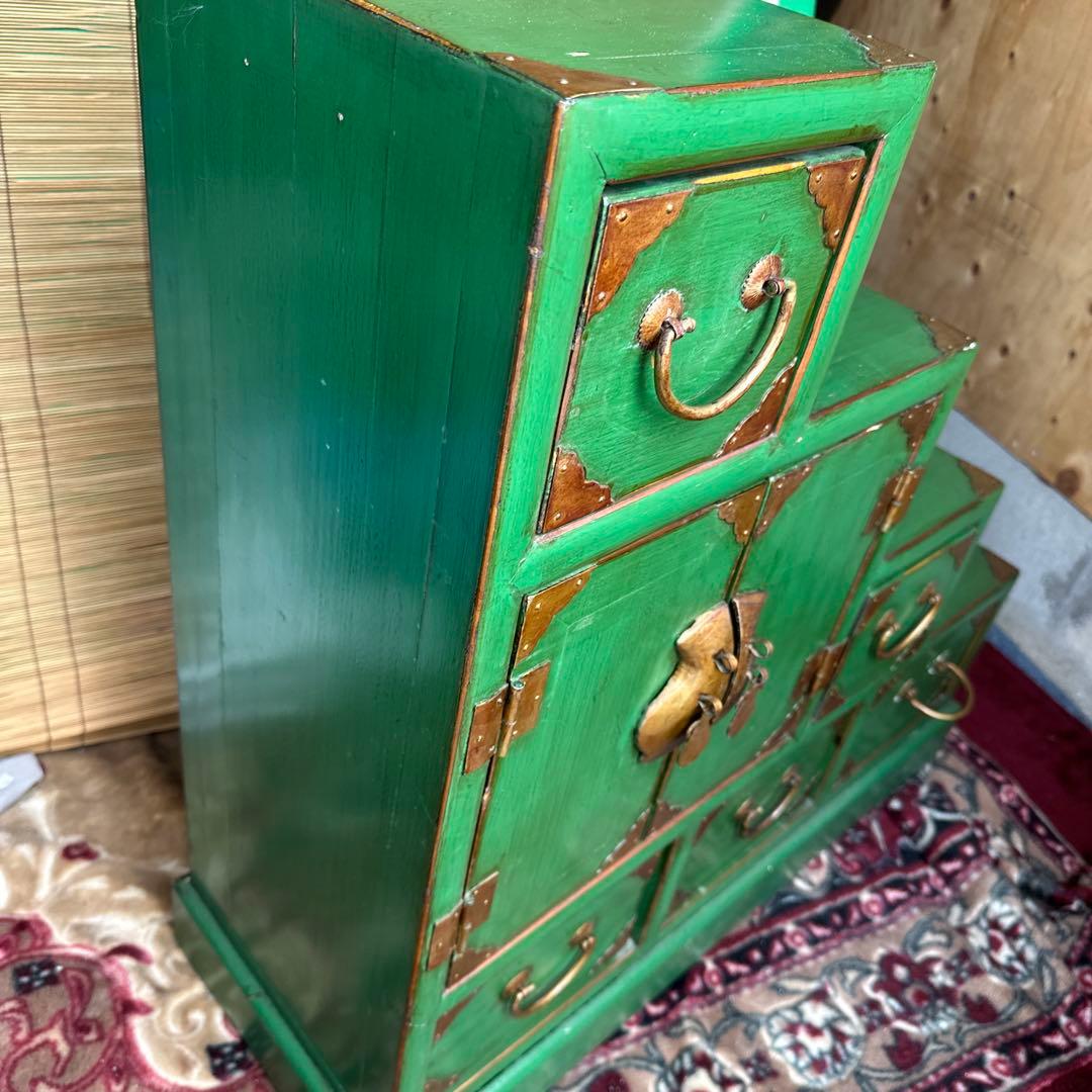 階段型木製タンス グリーン