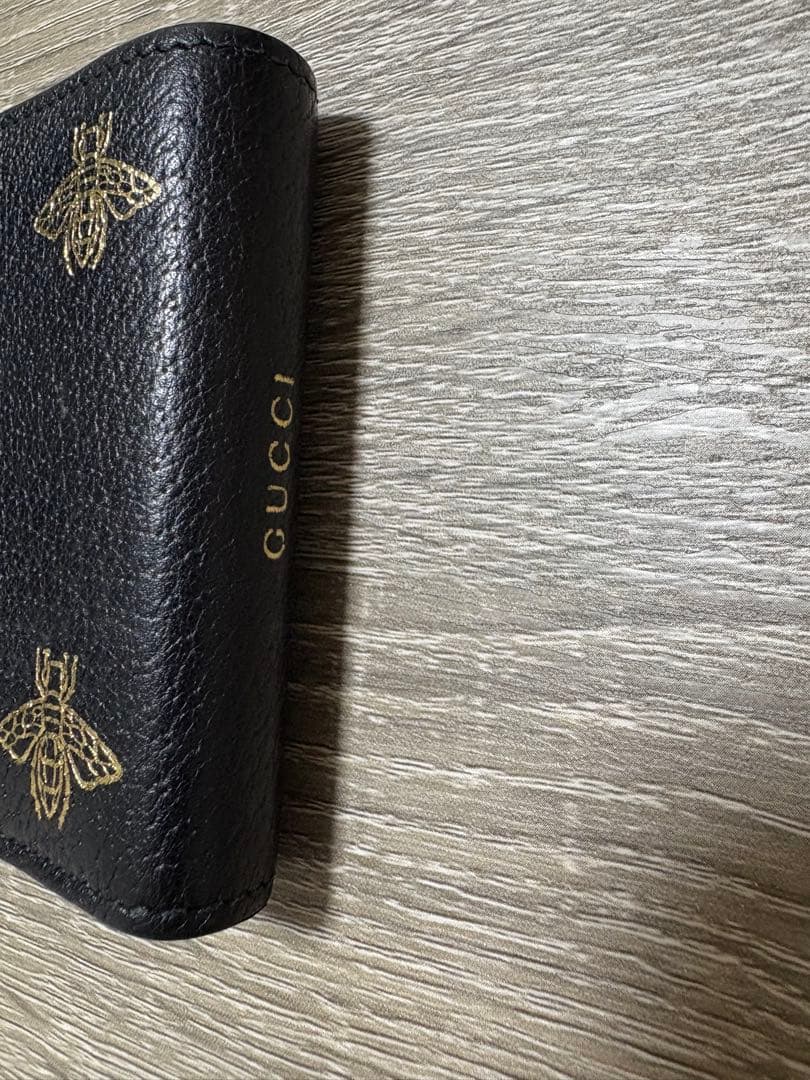 GUCCI グッチ　二つ折り財布　アニマリエ　蜂　スター　黒