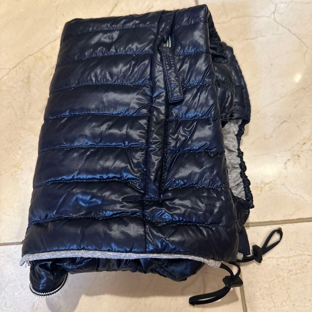 Duvetica フード付きダウンベスト ネイビー