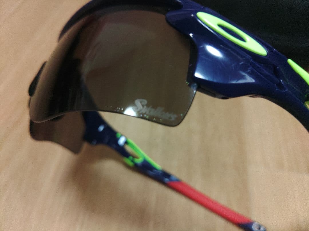 オークリー　サングラス　レーダーロック パス　ヤクルトスワローズ　野球　プリズム