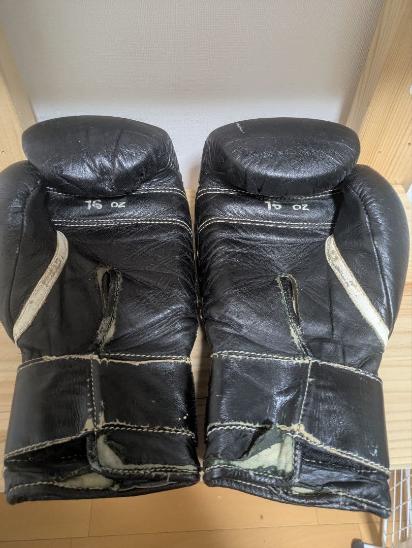 Winning ウィニング ボクシンググローブ 16オンス 黒 マジックテープ